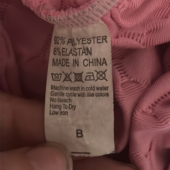 Small scrunch butt womens leggings - Picture 2 of 2